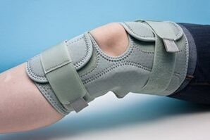 Rodillera para la fijación de una articulación afectada por artrosis