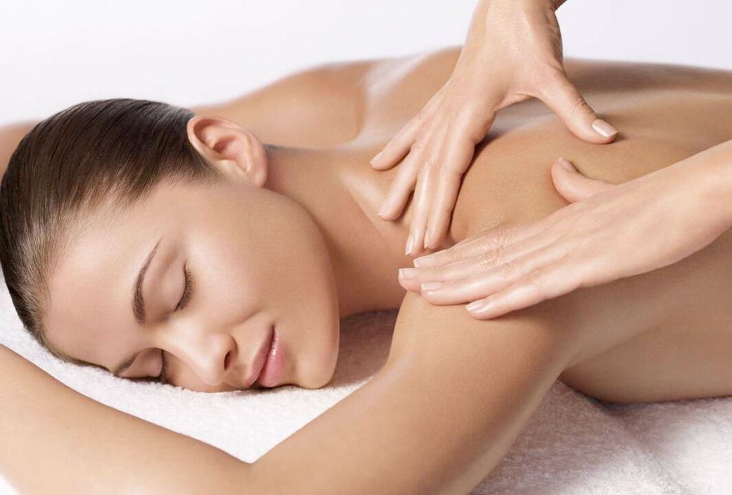 Con la ayuda de sesiones de masaje puede deshacerse de los síntomas de la osteocondrosis cervical dolor y mareos.